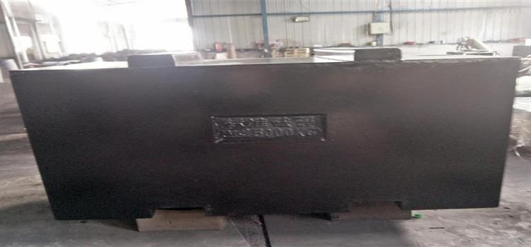 按要求定制MC5000kg標(biāo)準(zhǔn)砝碼